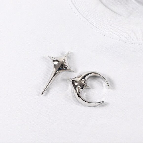 Thug Club White T Shirt With Subtle Silver Graphics - Picture 4 of 6